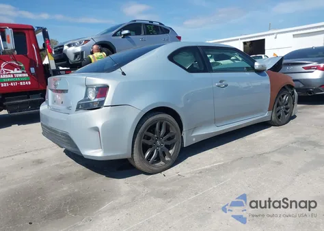 2014 Scion Tc 10 Series z USA, uszkodzony, nr VIN JTKJF5C79E3071270